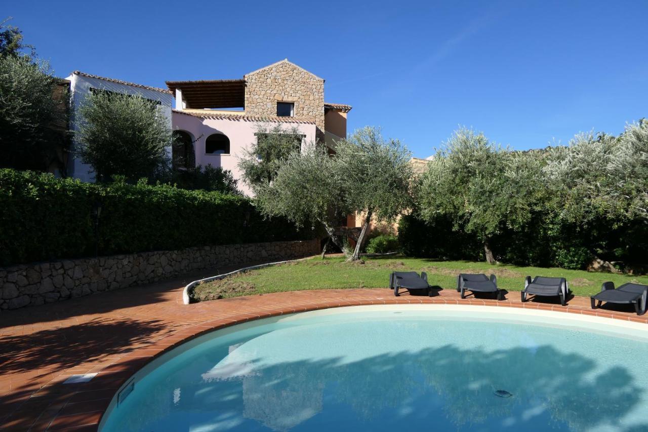 Residence Con Piscina A Liscia Di Vacca, 350 Mt Dal Mare, 3 Km Da Porto Cervo Dış mekan fotoğraf
